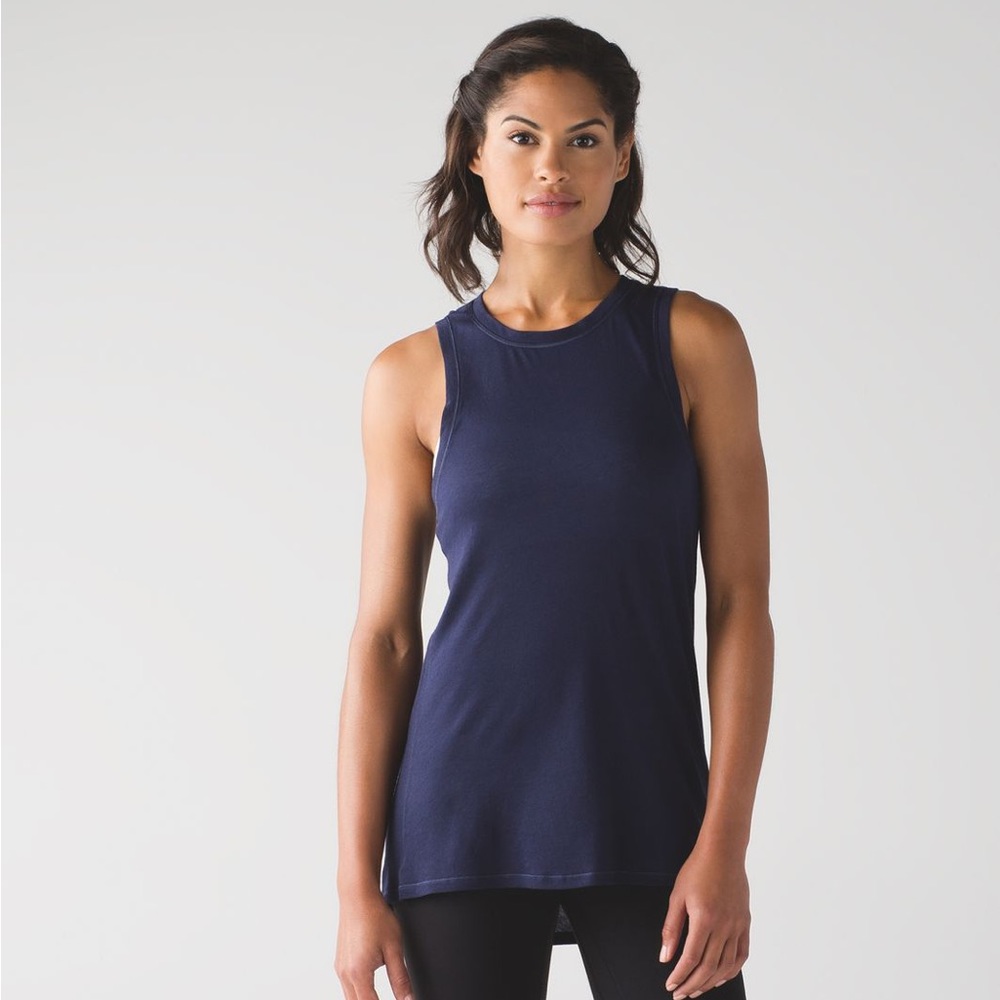 Lululemon Bend And Twist Tank in Deep Indigo - 10